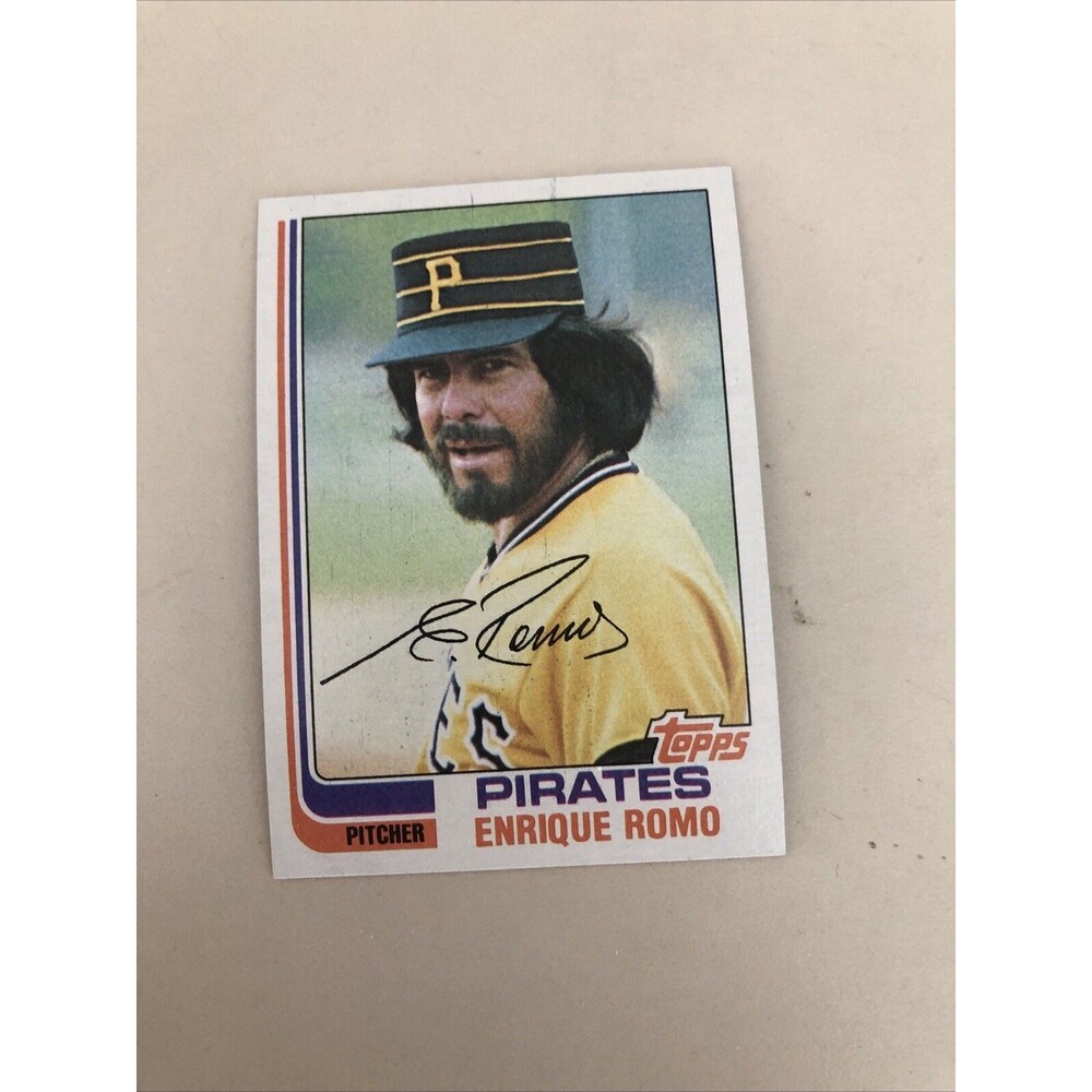 1982 TOPPS # 106 ENRIQUE ROMO BASEBALL CARD MLB Pittsburgh Pirates Vintage